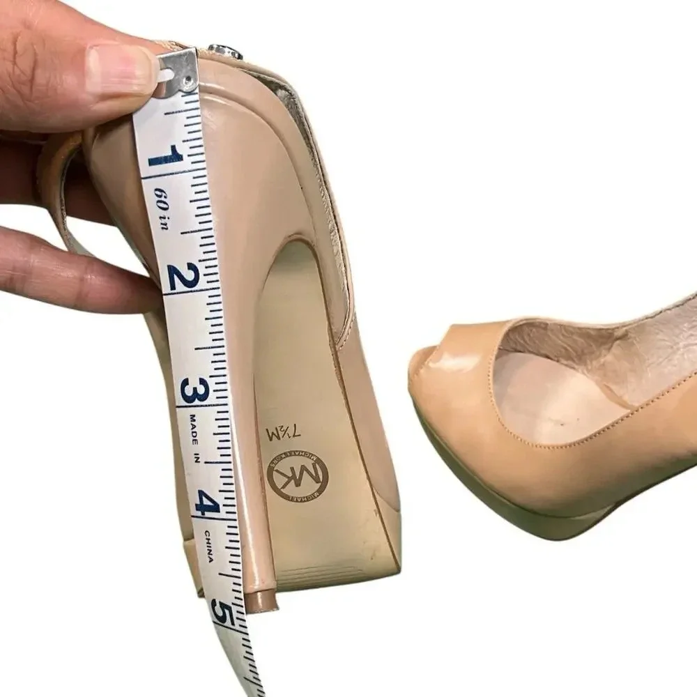 Michael Kors Women's Beige Paten Leather Slingback Peep Toe Heels Size 7.5 Used